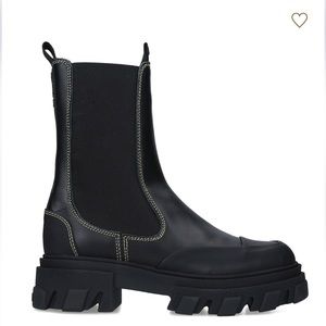 Size 38 Ganni Chelsea boots - worn twice